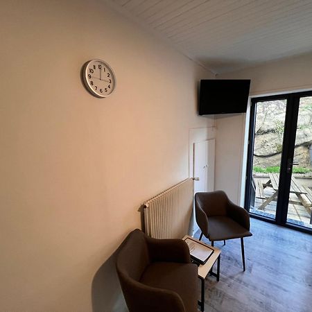 Appartement 4 Personnes, 1 Chambre, Terrasse, Wifi, Proche Du Centre La Bourboule Eksteriør billede
